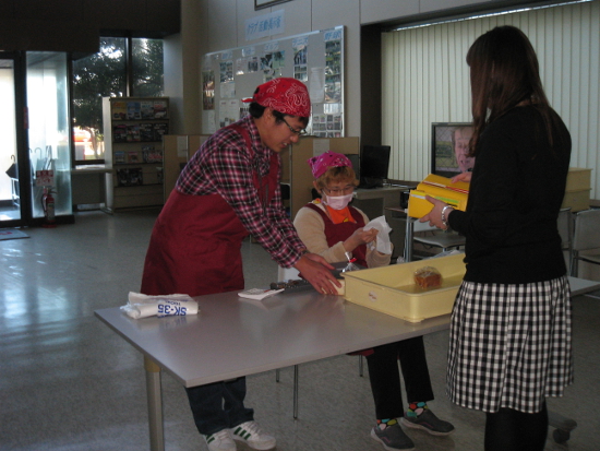 画像：地活パン販売