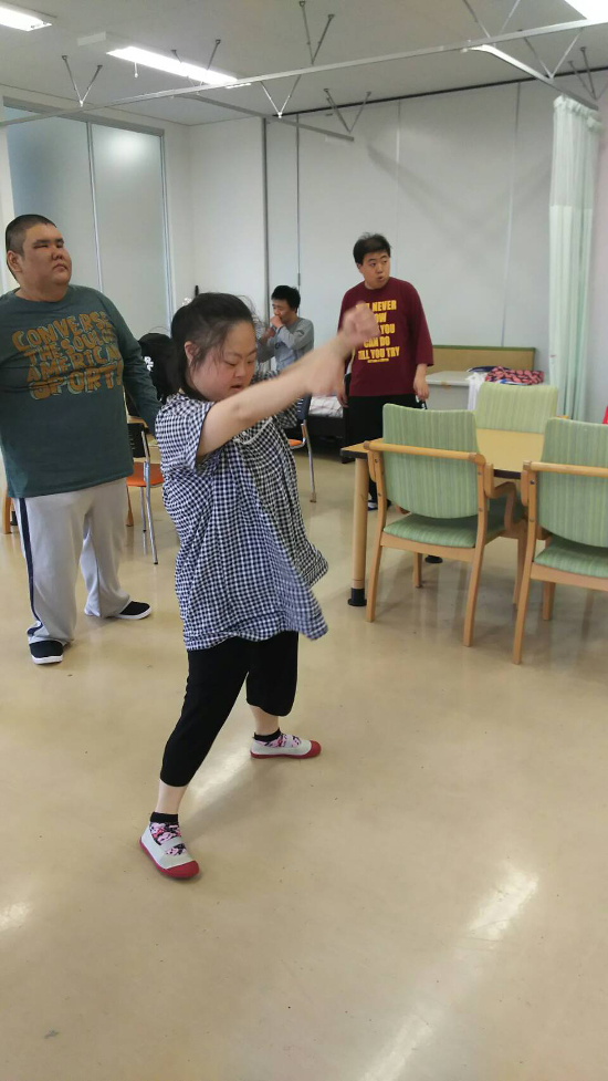 画像：～かみたん体操～