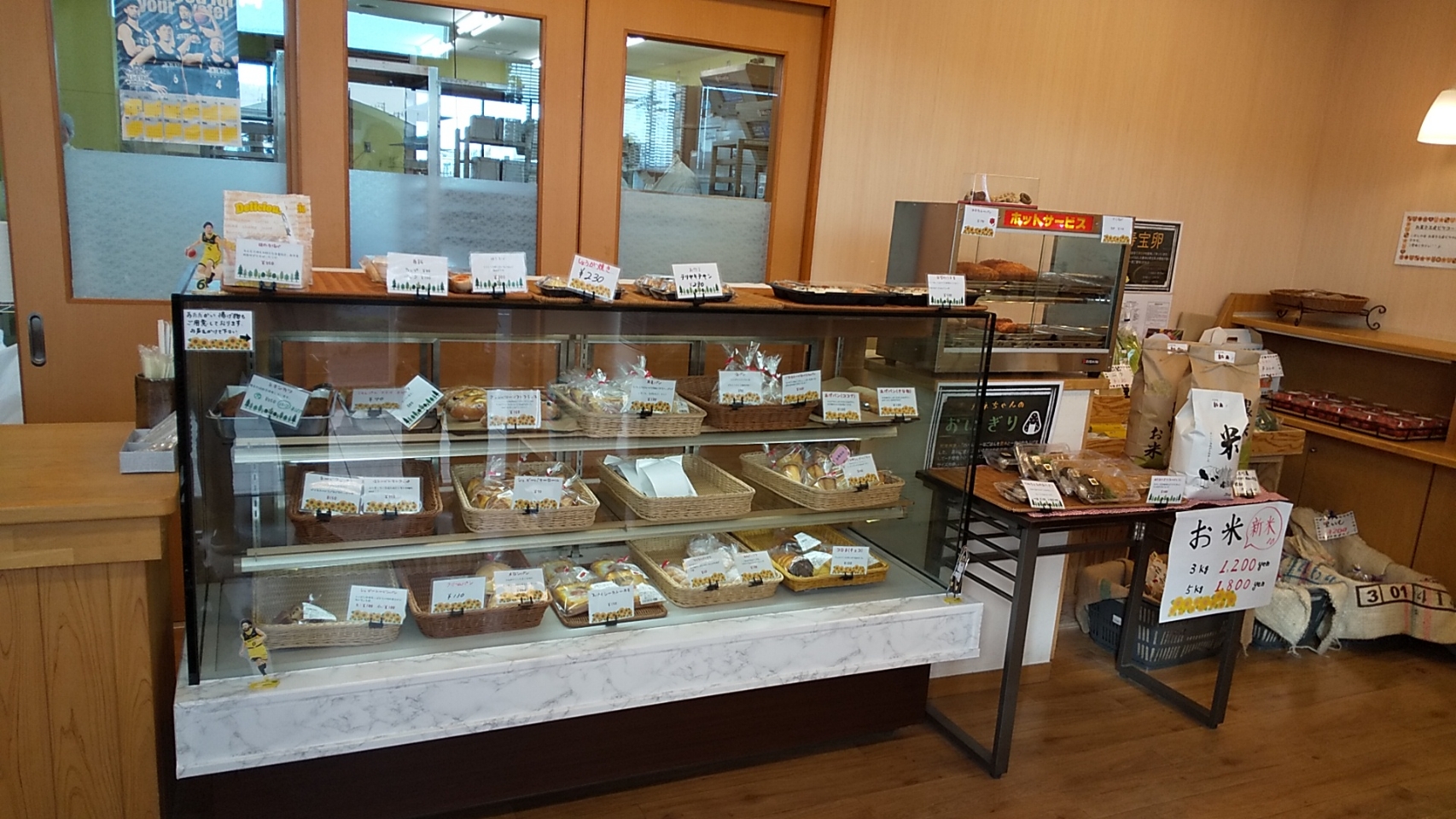 画像：シュシュ店内